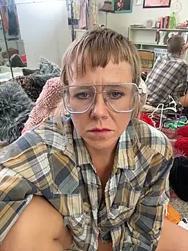 Snapshot of I_am_babydoll chatting on 03/06/26, 10:01 I am babydoll online show from 03/06/26, 10:01