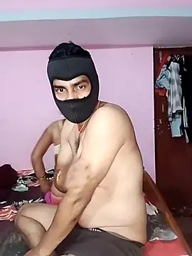 Snapshot of USHA_BHABHI chatting on 04/12/26, 10:59 USHA BHABHI online show from 04/12/26, 10:59