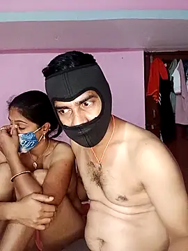 Snapshot of USHA_BHABHI chatting on 05/08/26, 11:10 USHA BHABHI online show from 05/08/26, 11:10
