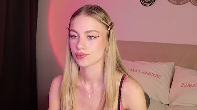 Snapshot of GabriellaOlsen chatting on 04/03/26, 01:53 GabriellaOlsen online show from 04/03/26, 01:53