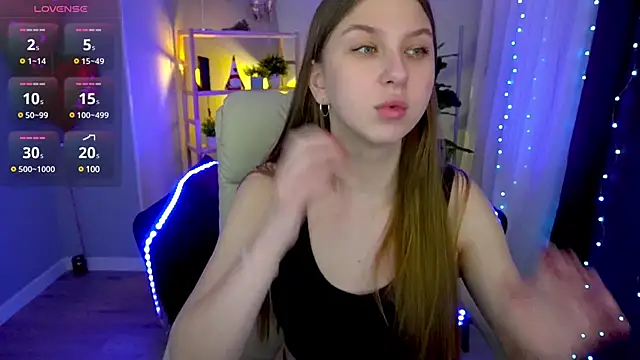 Snapshot of AureliaBliss_ chatting on 02/25/25, 04:31 AureliaBliss online show from 02/25/25, 04:31