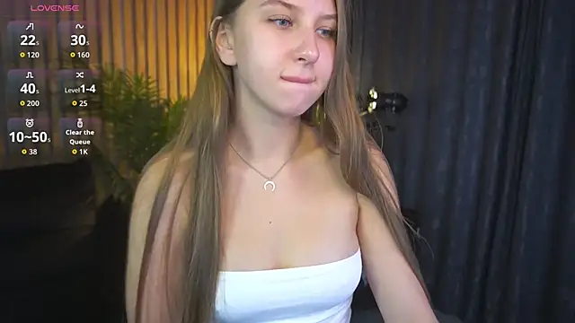 Snapshot of AureliaBliss_ chatting on 10/01/25, 06:30 AureliaBliss online show from 10/01/25, 06:30