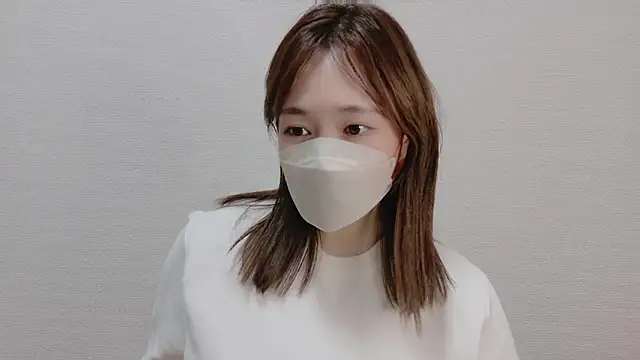 Snapshot of mio7635 chatting on 06/29/26, 02:39 mio7635 online show from 06/29/26, 02:39