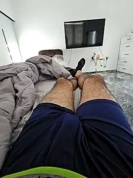 Snapshot of j0nathan00 chatting on 02/14/25, 04:20 j0nathan00 online show from 02/14/25, 04:20