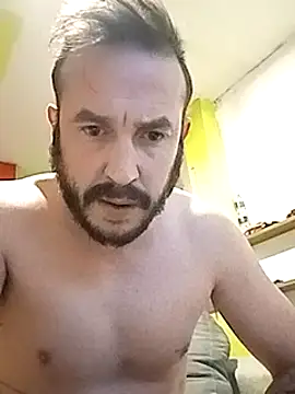 Snapshot of wapo100x100 chatting on 02/24/25, 10:03 wapo100x100 online show from 02/24/25, 10:03