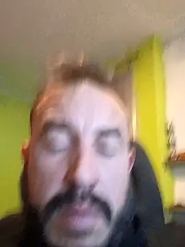 Snapshot of wapo100x100 chatting on 03/02/25, 09:54 wapo100x100 online show from 03/02/25, 09:54