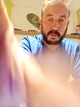 Snapshot of wapo100x100 chatting on 11/05/25, 06:30 wapo100x100 online show from 11/05/25, 06:30