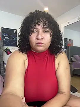 Snapshot of KarlaWild chatting on 11/05/25, 12:16 KarlaWild online show from 11/05/25, 12:16