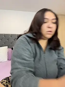 Snapshot of KarlaWild chatting on 12/15/25, 12:20 KarlaWild online show from 12/15/25, 12:20