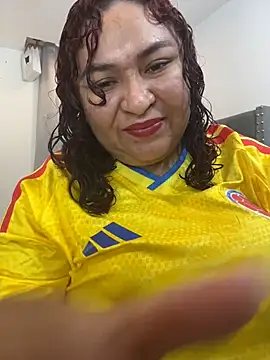 KarlaWild online show from 06/17/26, 03:02
