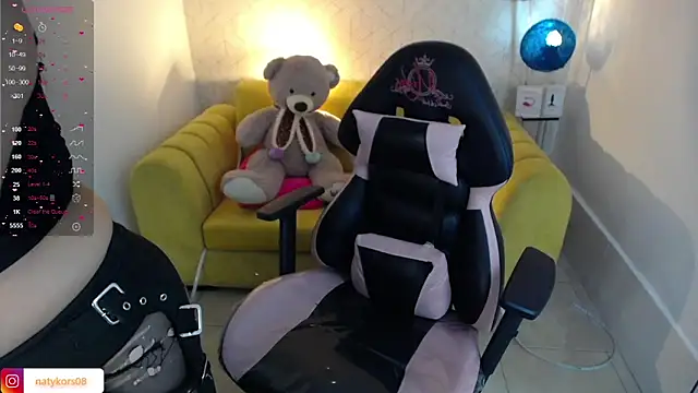 natyk m online show from 02/06/25, 01:32