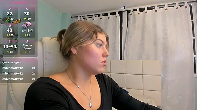 alaia greyy online show from 02/06/25, 05:19