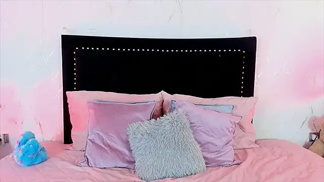 LittleCuties online show from 01/07/26, 02:58