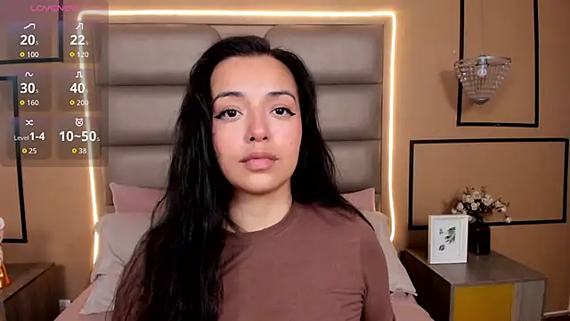 CAYLINCOLLINS online show from 05/07/26, 03:12