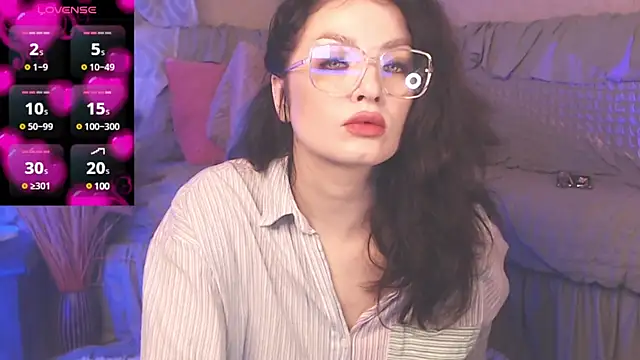 Snapshot of BritneyBarker chatting on 01/10/25, 02:46 BritneyBarker online show from 01/10/25, 02:46