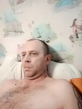 Snapshot of MaxDevilWhite chatting on 01/22/25, 04:13 MaxDevilWhite online show from 01/22/25, 04:13