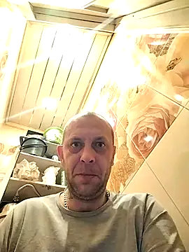 Snapshot of MaxDevilWhite chatting on 11/02/25, 08:55 MaxDevilWhite online show from 11/02/25, 08:55