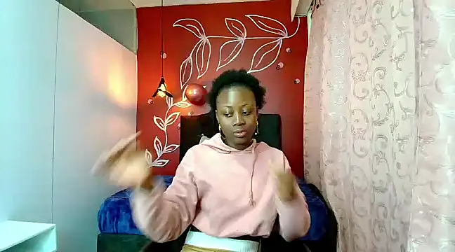 Sara Naugty online show from 02/07/25, 12:39