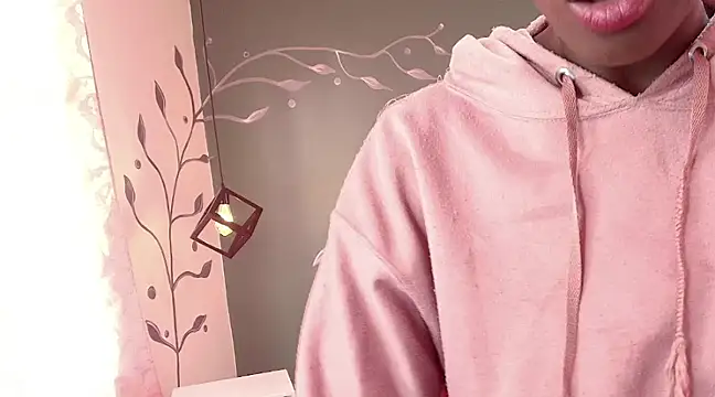 Sara Naugty online show from 02/10/25, 06:35