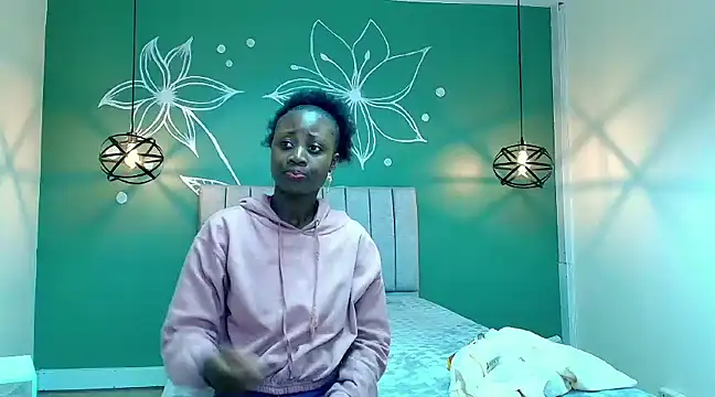 Sara Naugty online show from 02/13/25, 07:52