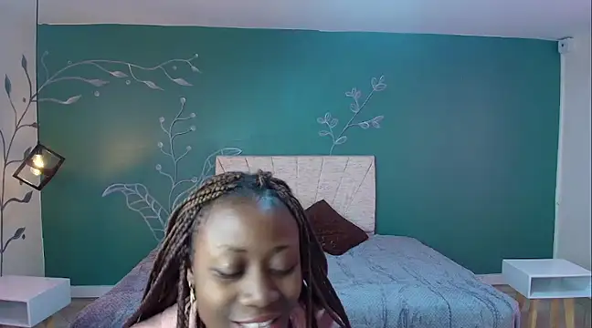 Sara Naugty online show from 03/06/25, 11:47