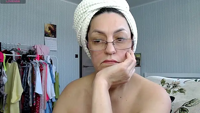 Soffya Soy online show from 03/22/26, 10:18