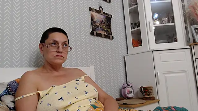 Soffya Soy online show from 06/07/26, 10:46