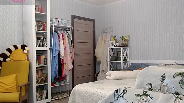 Soffya Soy online show from 06/14/26, 06:54