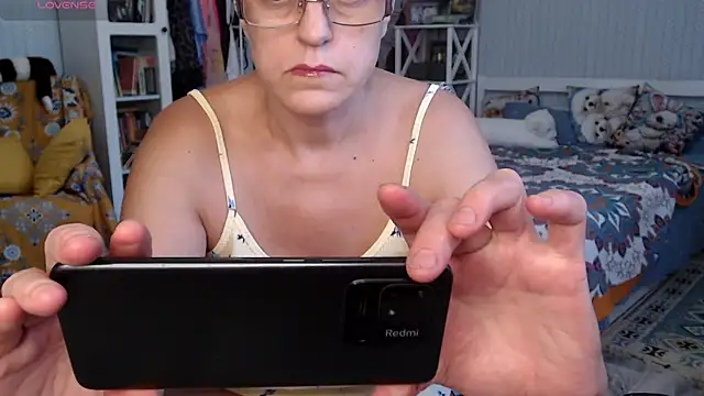 Snapshot of Soffya_Soy chatting on 07/14/26, 12:00 Soffya Soy online show from 07/14/26, 12:00