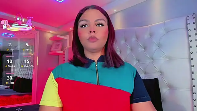 CamiiGarcia online show from 12/20/25, 07:43