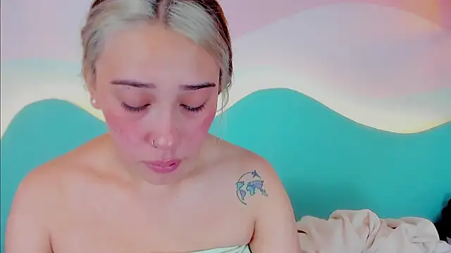 Lannajansen online show from 10/31/25, 11:55