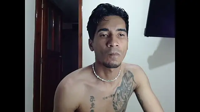 Snapshot of King_Liam chatting on 01/29/25, 02:30 King Liam online show from 01/29/25, 02:30