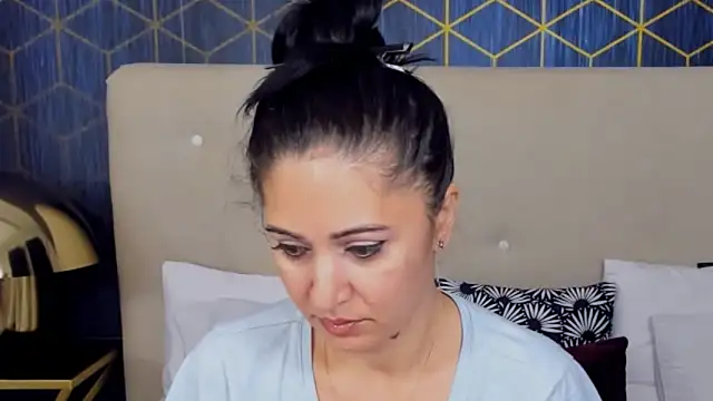 ValeryBlakes online show from 12/05/25, 08:38