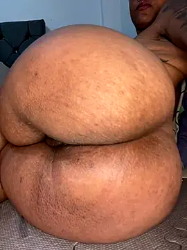 Charlotte bronxxx online show from 11/30/25, 10:03