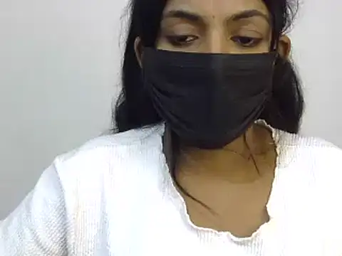 Snapshot of Reddy_Trisha chatting on 01/30/25, 08:10 Reddy Trisha online show from 01/30/25, 08:10