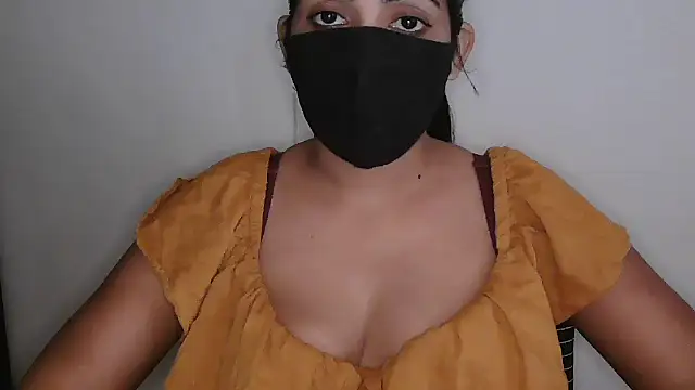 Snapshot of Reddy_Trisha chatting on 03/22/26, 09:34 Reddy Trisha online show from 03/22/26, 09:34