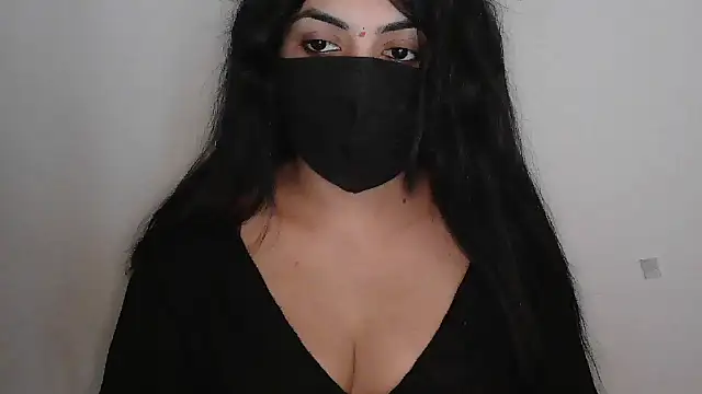 Snapshot of Reddy_Trisha chatting on 03/24/26, 03:22 Reddy Trisha online show from 03/24/26, 03:22
