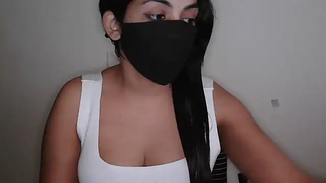 Snapshot of Reddy_Trisha chatting on 04/05/26, 12:13 Reddy Trisha online show from 04/05/26, 12:13