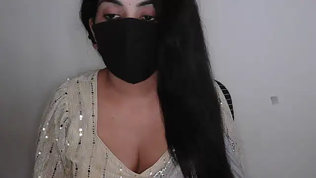 Snapshot of Reddy_Trisha chatting on 04/06/26, 07:53 Reddy Trisha online show from 04/06/26, 07:53
