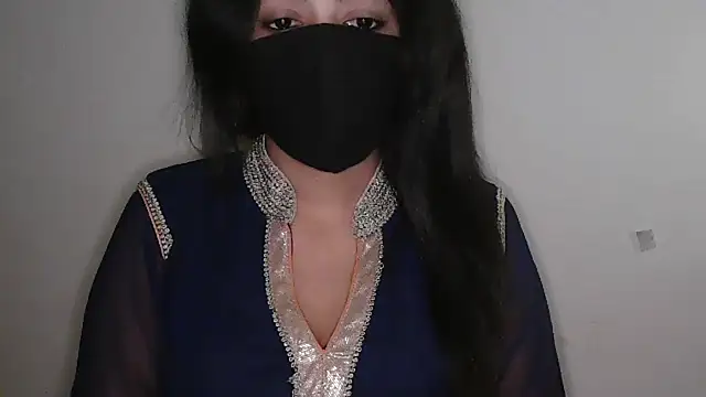 Snapshot of Reddy_Trisha chatting on 04/07/26, 10:09 Reddy Trisha online show from 04/07/26, 10:09