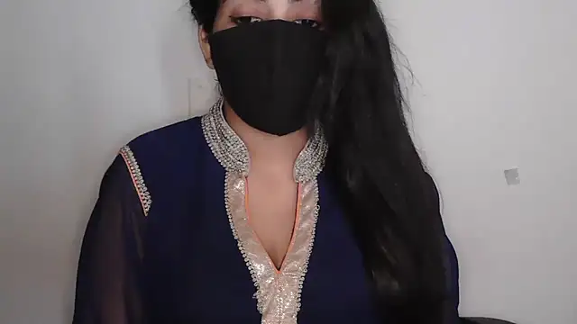Snapshot of Reddy_Trisha chatting on 04/09/26, 06:19 Reddy Trisha online show from 04/09/26, 06:19