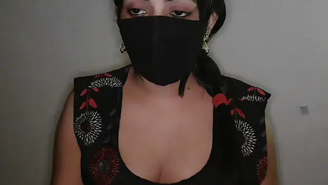 Snapshot of Reddy_Trisha chatting on 04/11/26, 10:03 Reddy Trisha online show from 04/11/26, 10:03