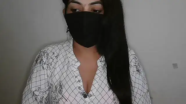 Snapshot of Reddy_Trisha chatting on 04/12/26, 10:09 Reddy Trisha online show from 04/12/26, 10:09