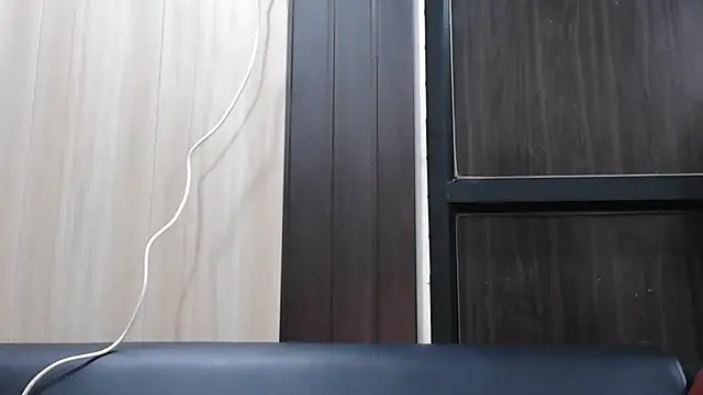 Snapshot of Reddy_Trisha chatting on 04/22/26, 03:02 Reddy Trisha online show from 04/22/26, 03:02