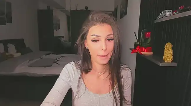 HelenShawn online show from 02/13/25, 12:02