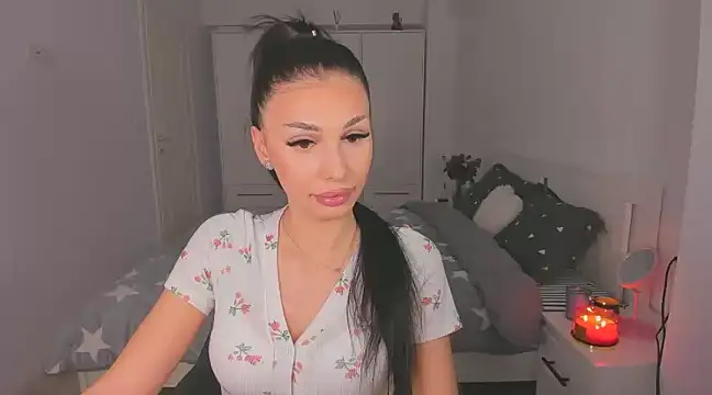 HelenShawn online show from 03/23/25, 01:53