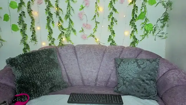 saorisworld online show from 09/13/25, 12:32