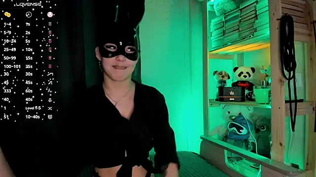 Snapshot of MaryCatyy chatting on 02/20/25, 05:29 MaryCatyy online show from 02/20/25, 05:29