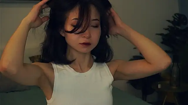 VeronaCritchlow online show from 02/13/25, 07:35