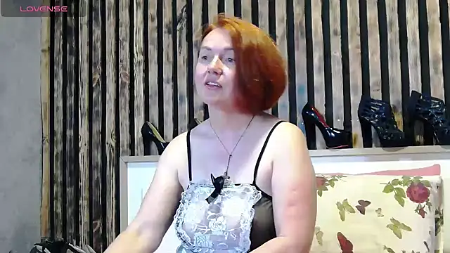 Alis Lovi online show from 05/18/26, 10:43